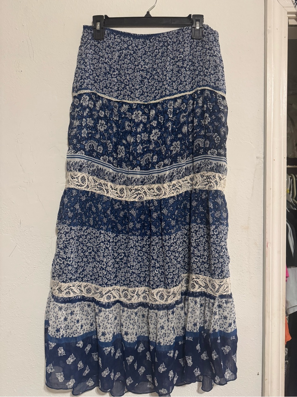 Notations Blue Floral Tiered Lace Maxi Skirt Size M